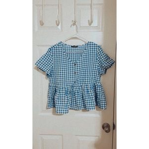 Size L SHEIN Gingham Top